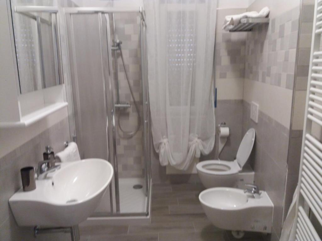 Koupelna v ubytování Affittacamere Il Borgo