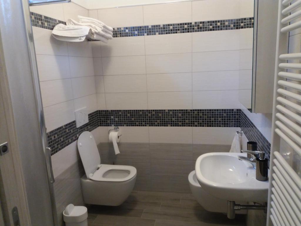 Koupelna v ubytování Affittacamere Il Borgo