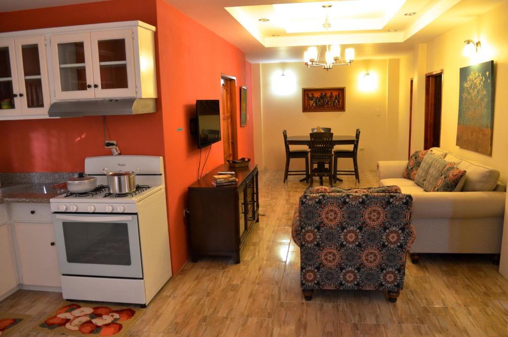 Kuchyň nebo kuchyňský kout v ubytování Paradise Place Apartments