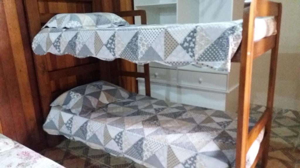  Casa anexa com lareira
