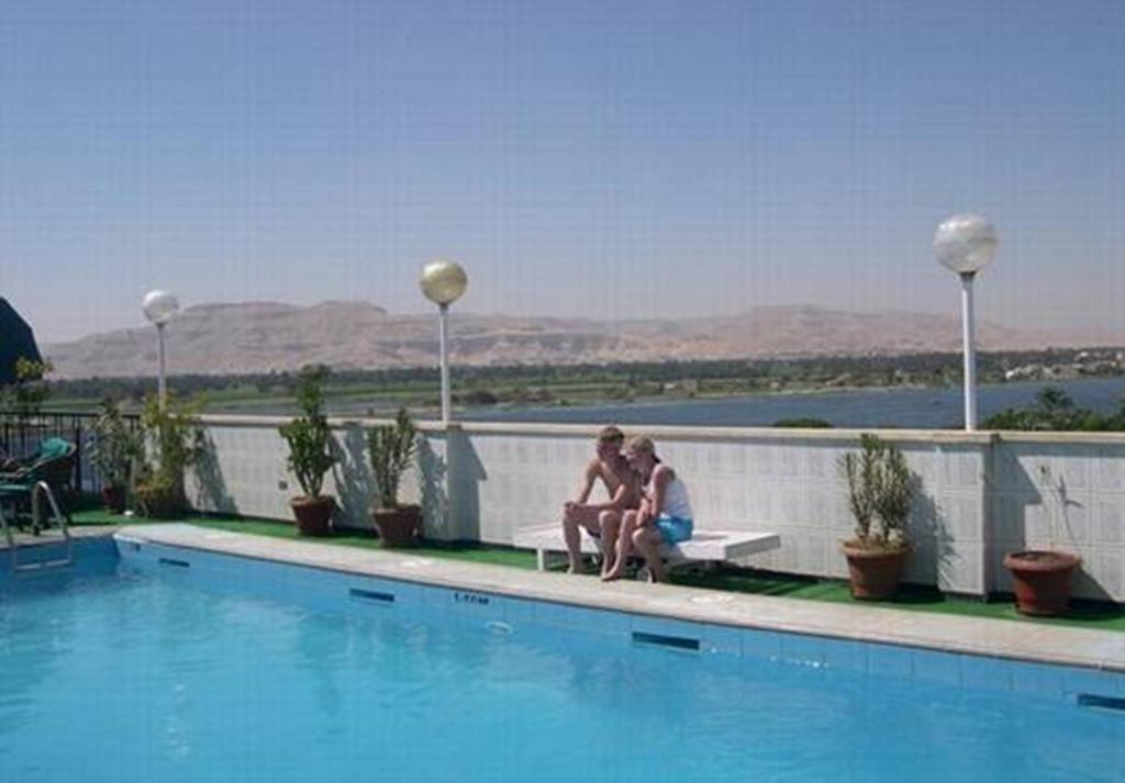 Bazén v ubytování St.Joseph Hotel nebo v jeho okolí