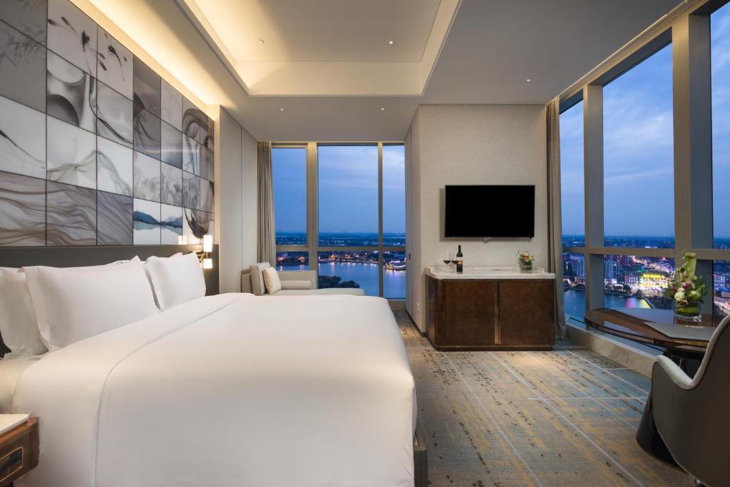 Wyndham Grand Suzhou Fenhu - Sala De Reina De Lujo