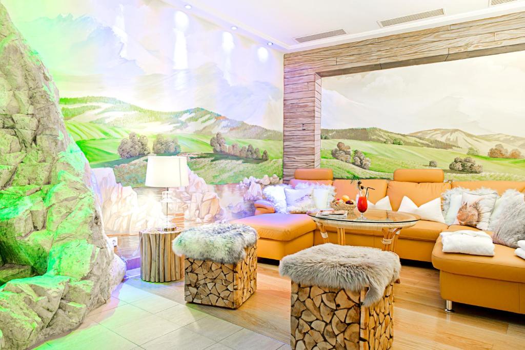 Posezení v ubytování Hotel in the HEART of the Alps