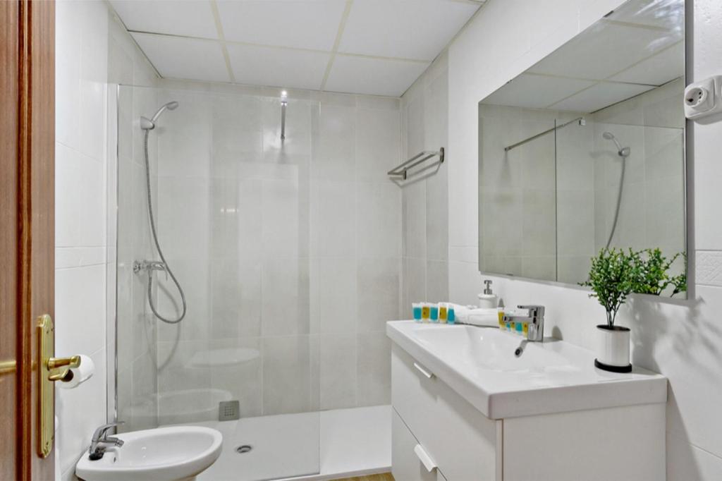 Kúpeľňa v ubytovaní Del Parque Flats - Ollerias 3