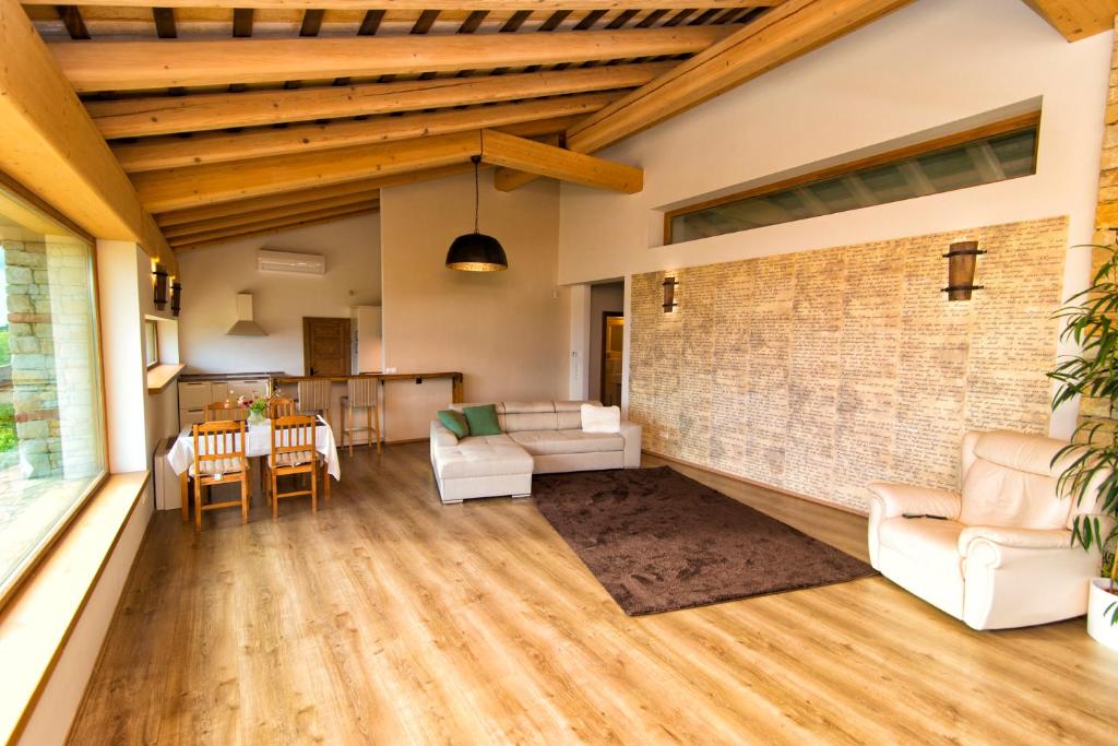 Część wypoczynkowa w obiekcie Villa Terazza-Panorama Apartman