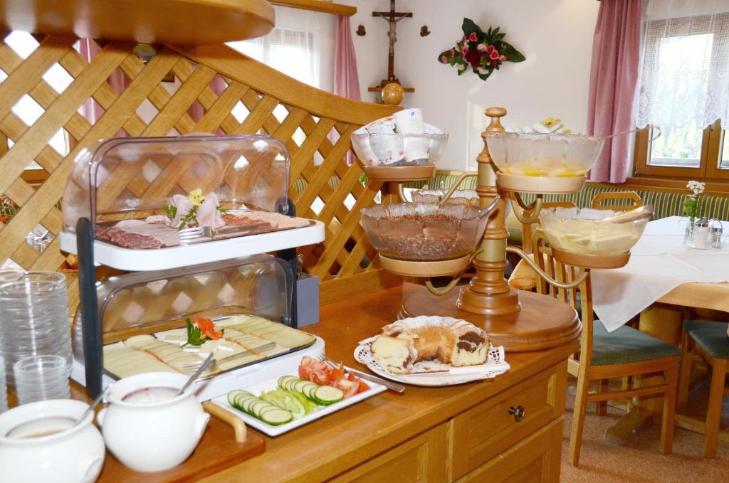 Toit of the bed and breakfast aladel või selle läheduses