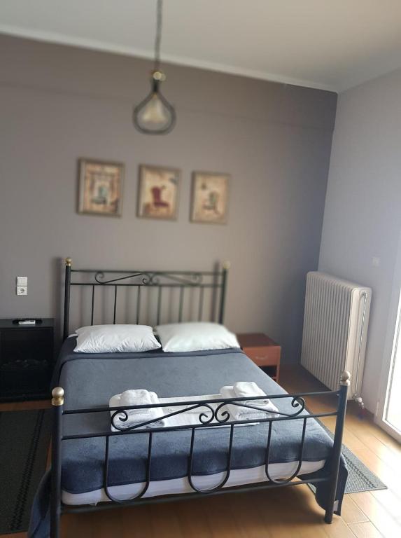 ΞεΝΩΝΑΣ ΕΞΑΡΧΟΣ - 11