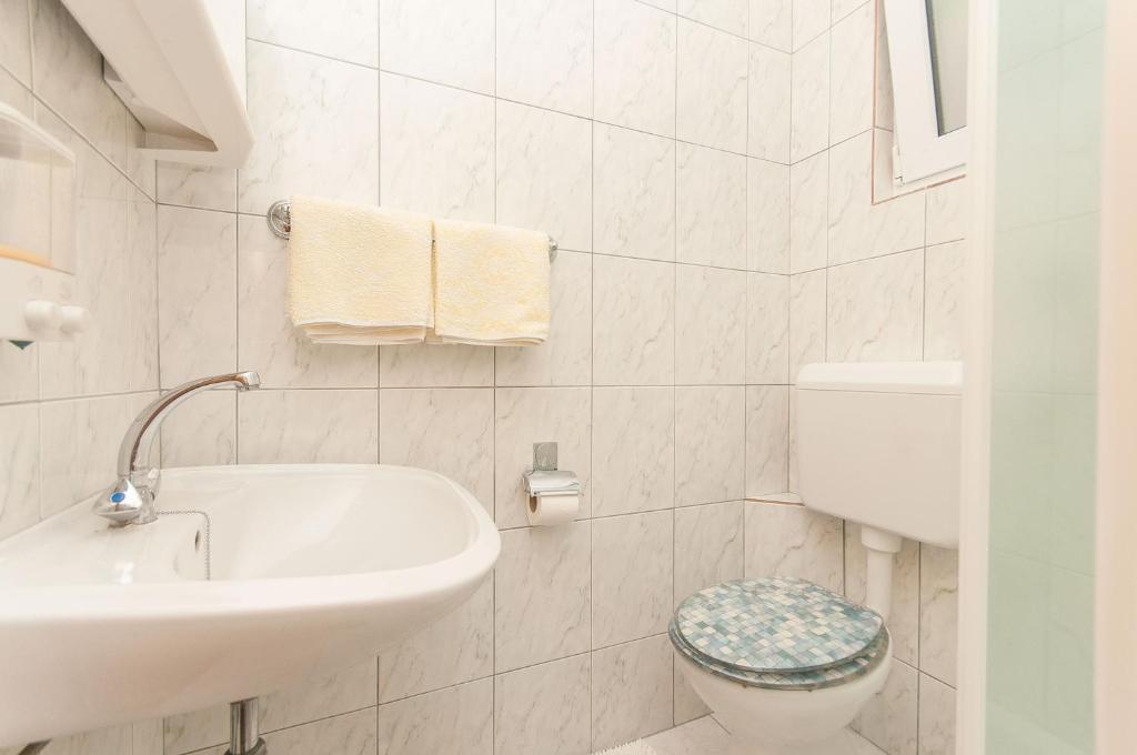 Koupelna v ubytování Apartmani Vesna