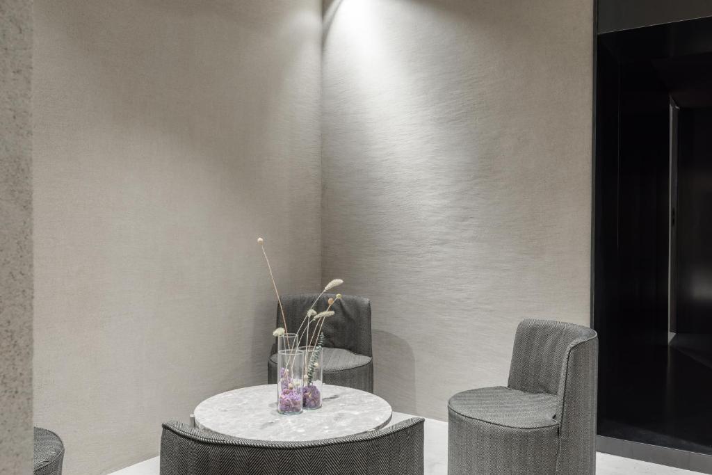 Posedenie v ubytovaní Elysium Suites collection