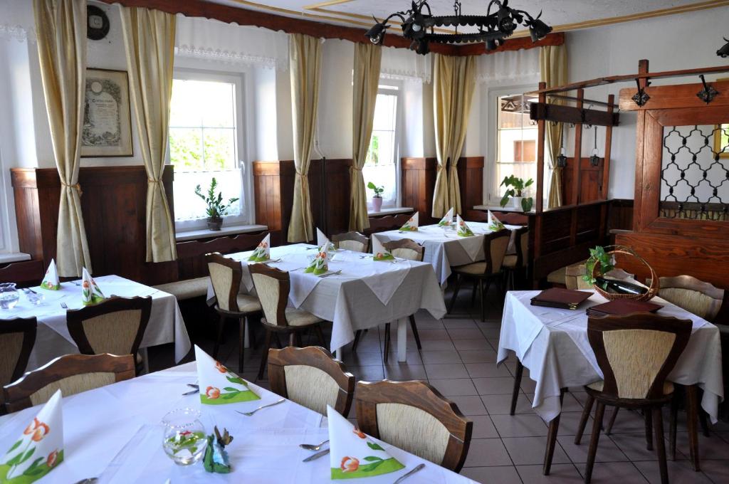 Restaurace v ubytování Guesthouse Osvald