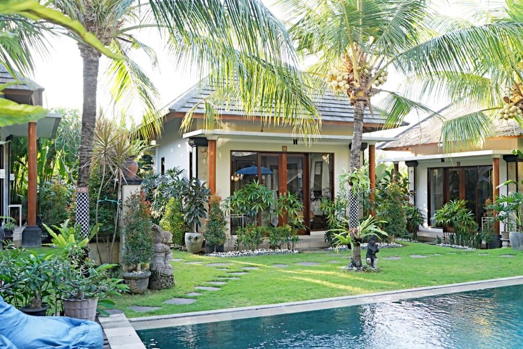 Bazén v ubytování Lebak Bali Residence nebo v jeho okolí