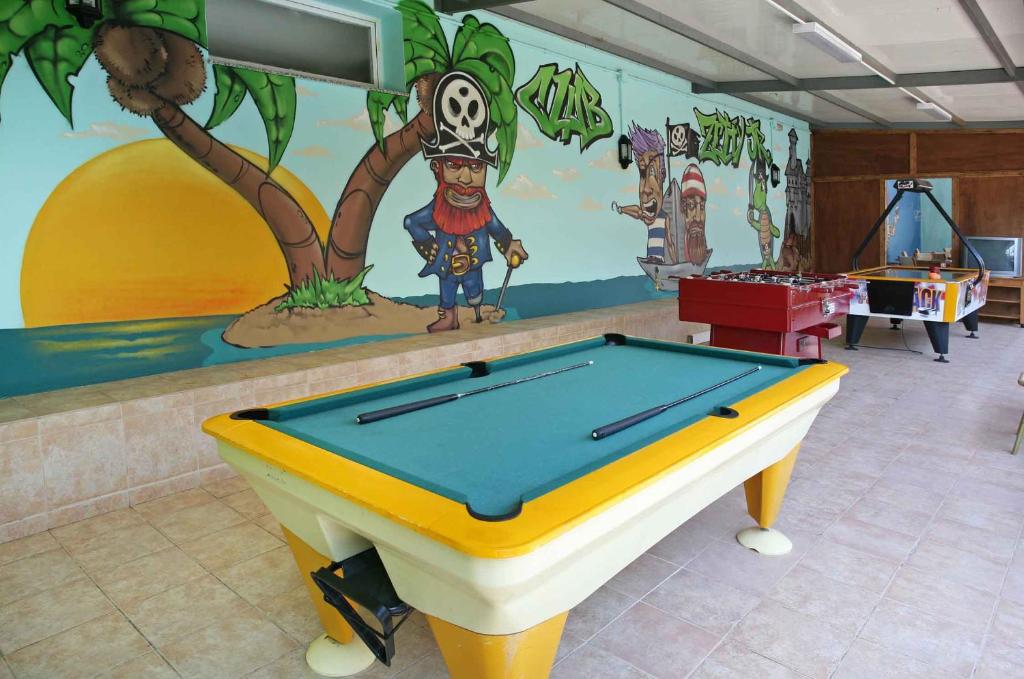 Mesa de billar en Peñiscola Plaza Suites