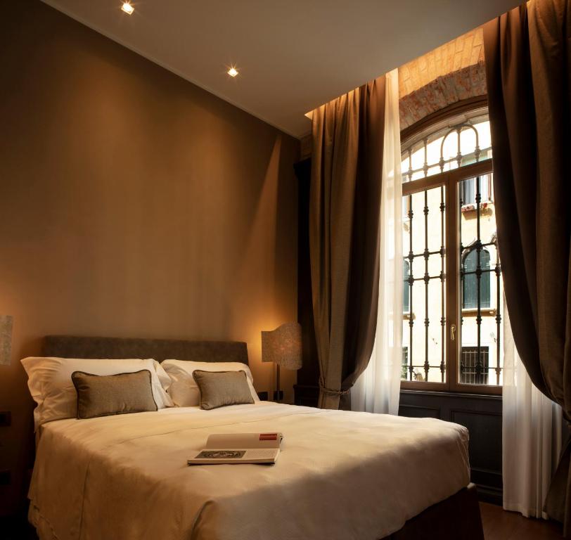 Aqua Apartments - 10