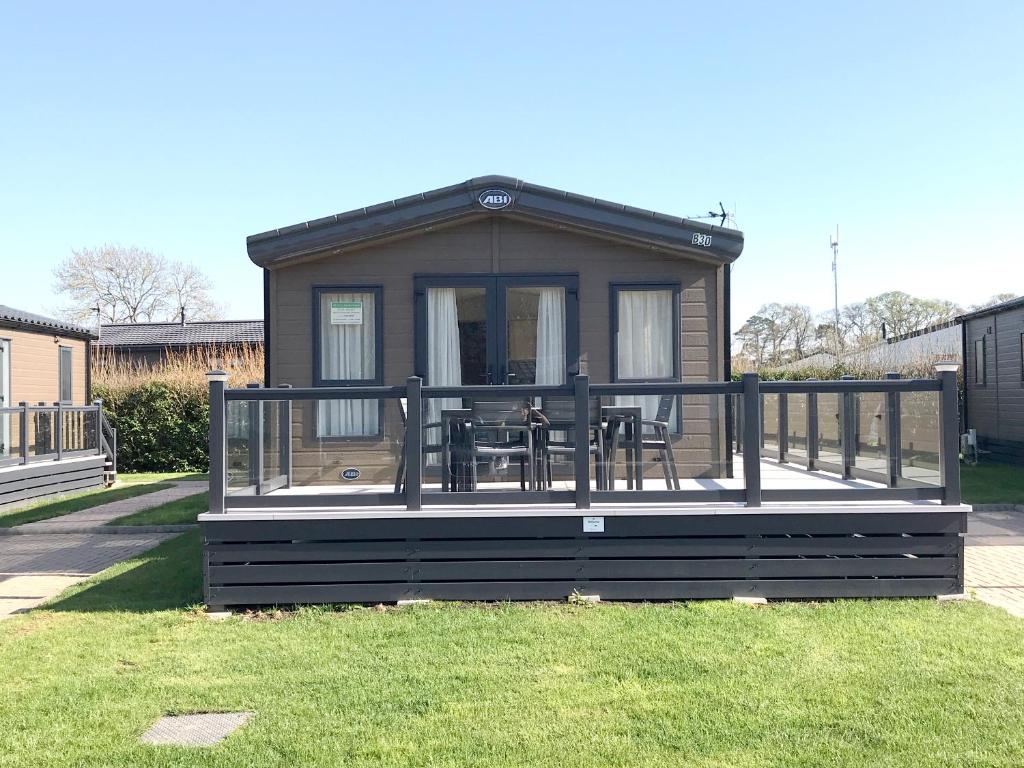 New Forest Lodges Bashley Park - Linwood Luxury Lodge