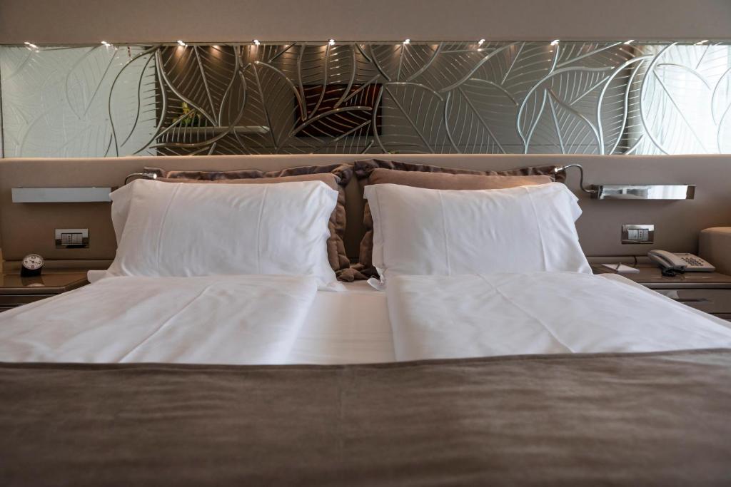 Park Hotel Imperial - Junior Suite Con Vista Parcial Al Lago