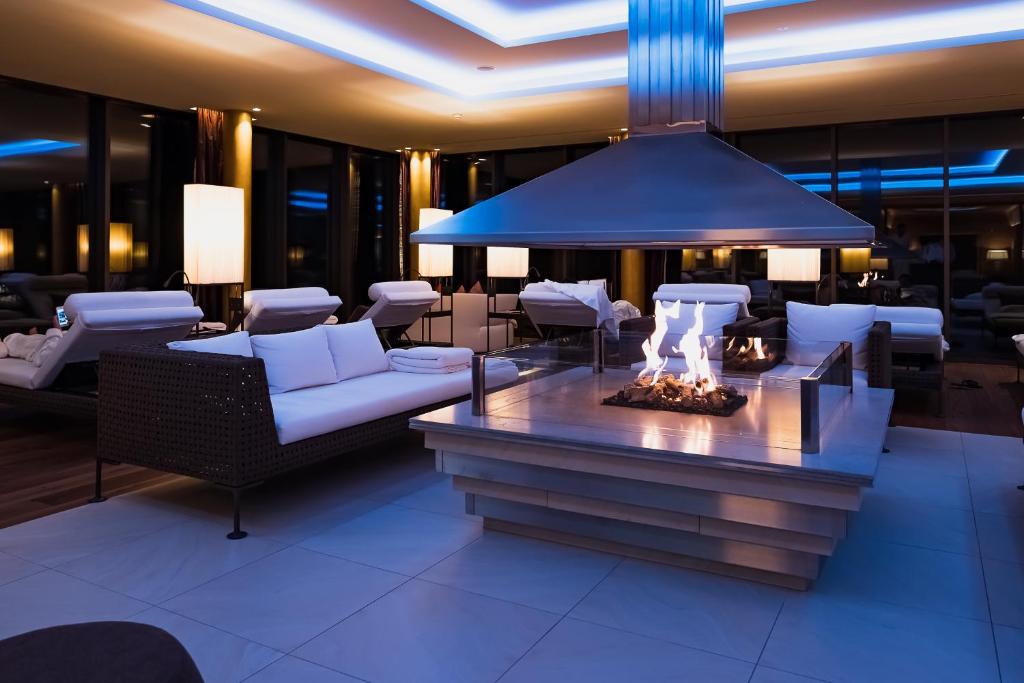 Posezení v ubytování Hotel Zürserhof