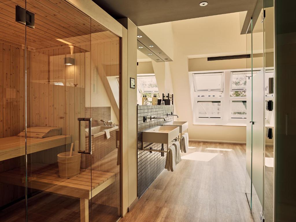 Schwabinger Wahrheit by Geisel - Resim 21