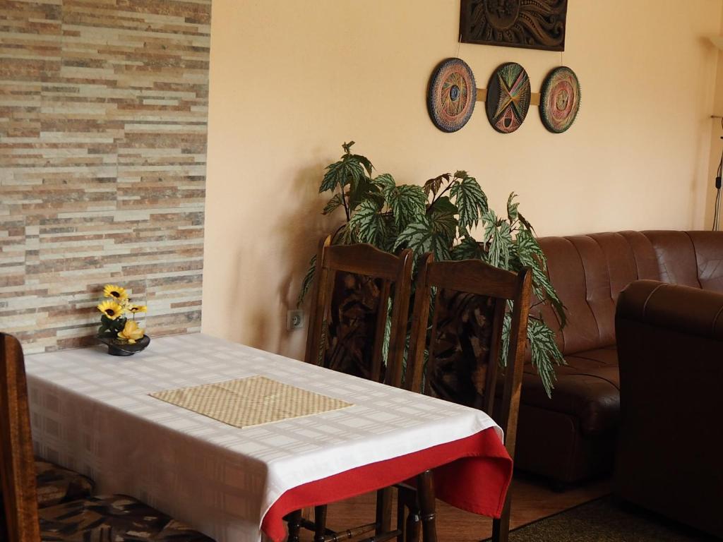 Posezení v ubytování Орбелус