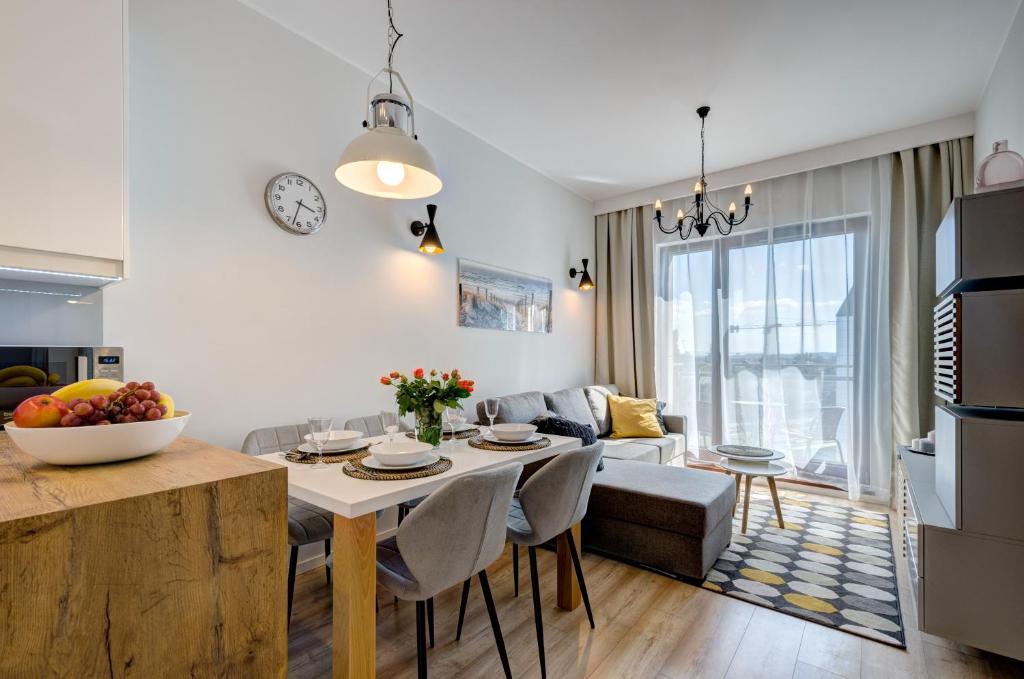 Live & Travel Apartments Number 1 - One-Bedroom Apartment