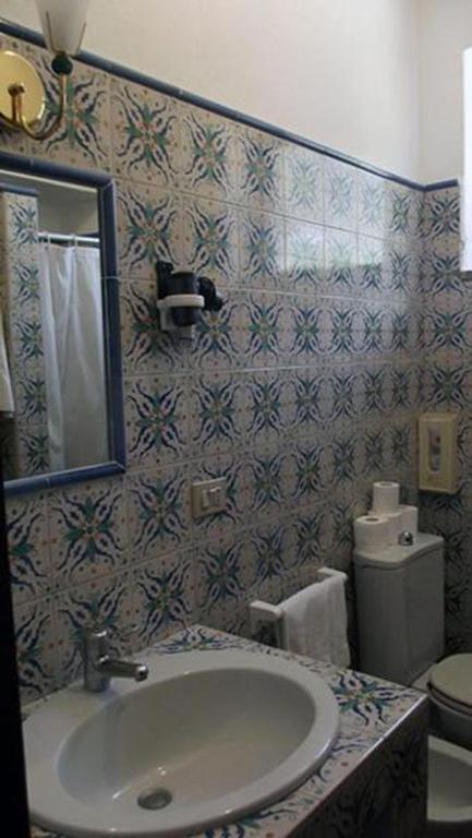 Hotel Bellavista - Deluxe Tweepersoonskamer Met Uitzicht Op Zee