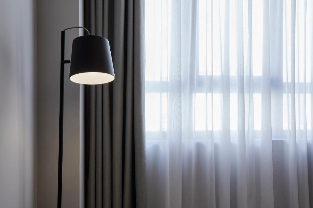 The Artist Athens - Resim 25