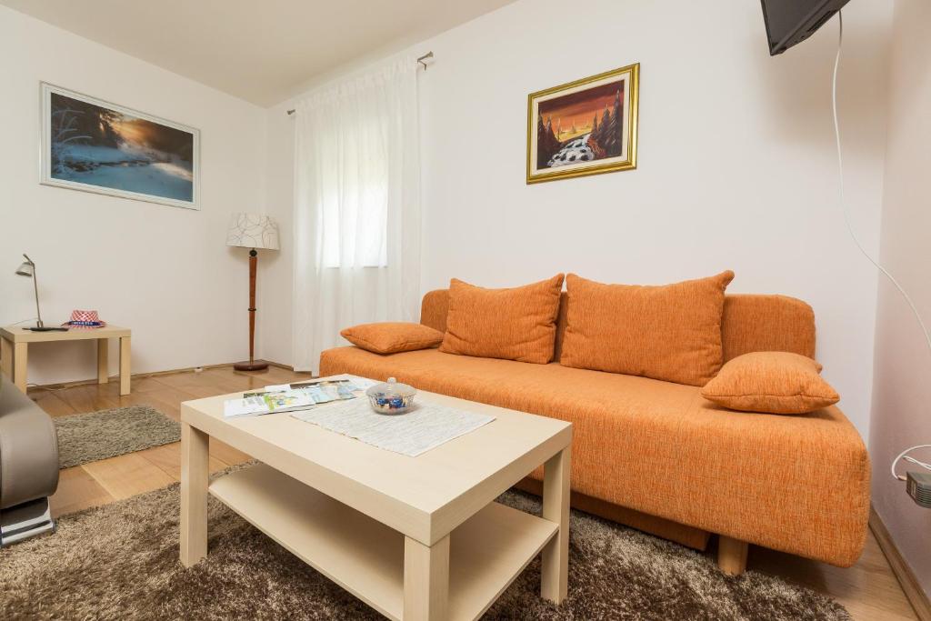 Nonči - Appartement - Begane Grond