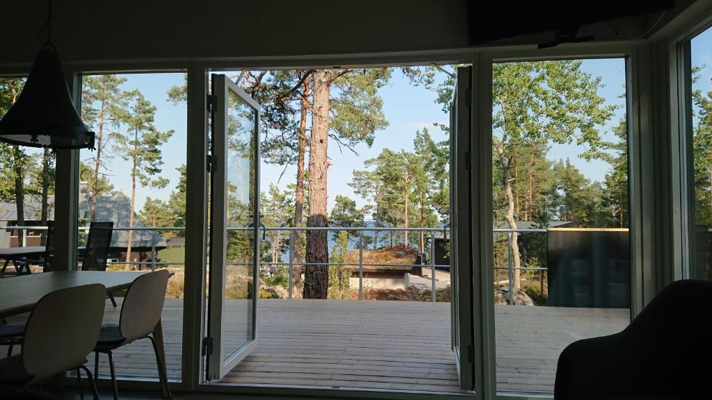 Balkón nebo terasa v ubytování Kvarnsands Strandstugor / Kvarnsand Beach Lodges