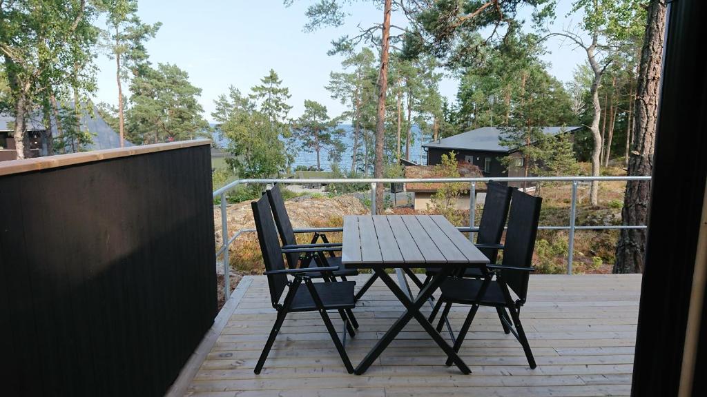 Balkón nebo terasa v ubytování Kvarnsands Strandstugor / Kvarnsand Beach Lodges