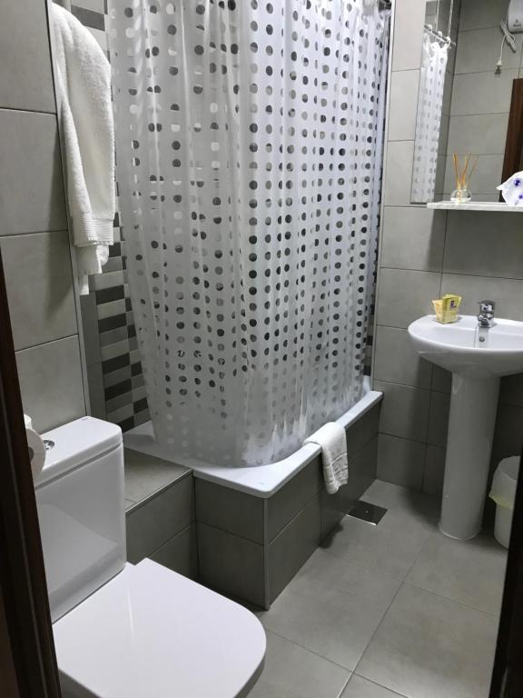 Hostal Argentina EN CACERES - トリプルルーム
