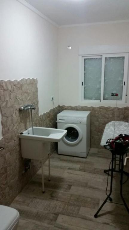 A bathroom at Villa Irena Denia