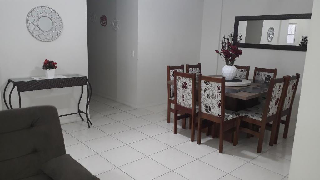  Ótima Localização e conforto em Meia Praia-SC