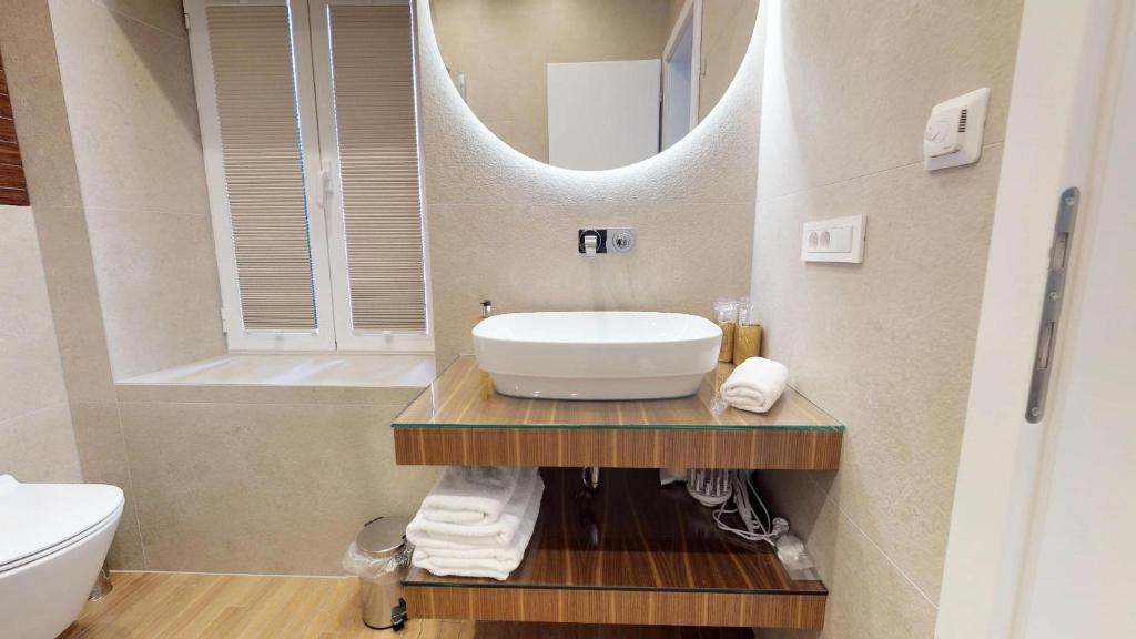 Kúpeľňa v ubytovaní Illyria Luxury Studio Apartments