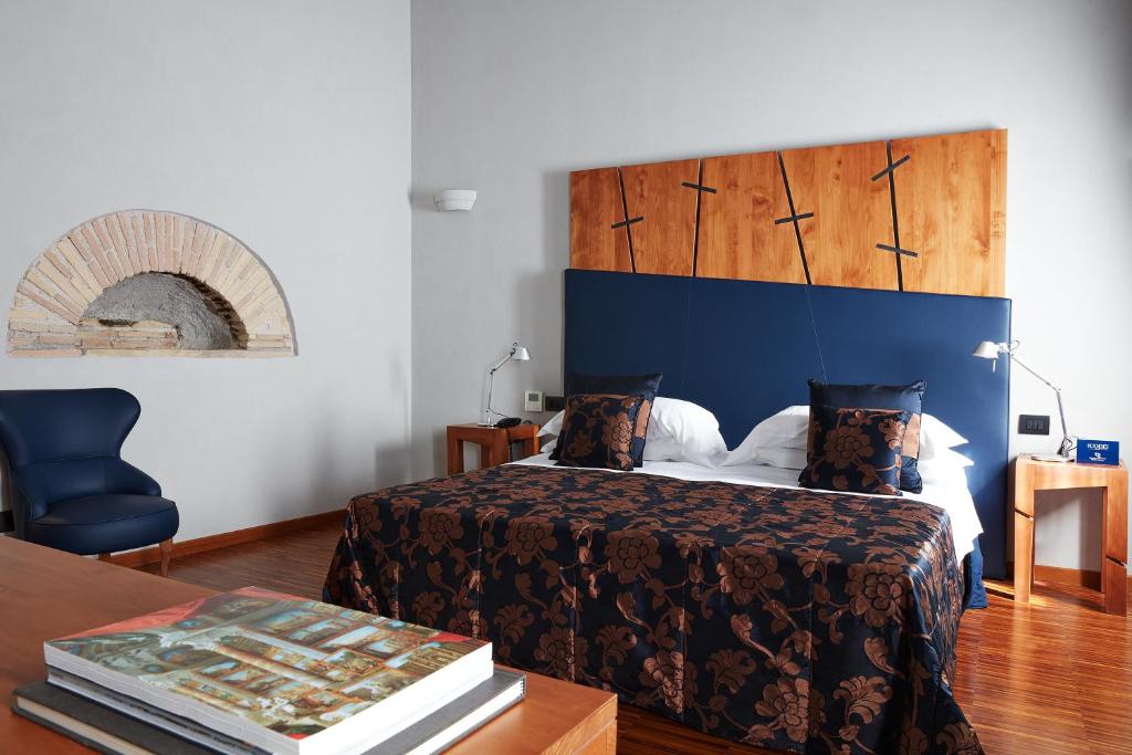 Posezení v ubytování The Code Hotel