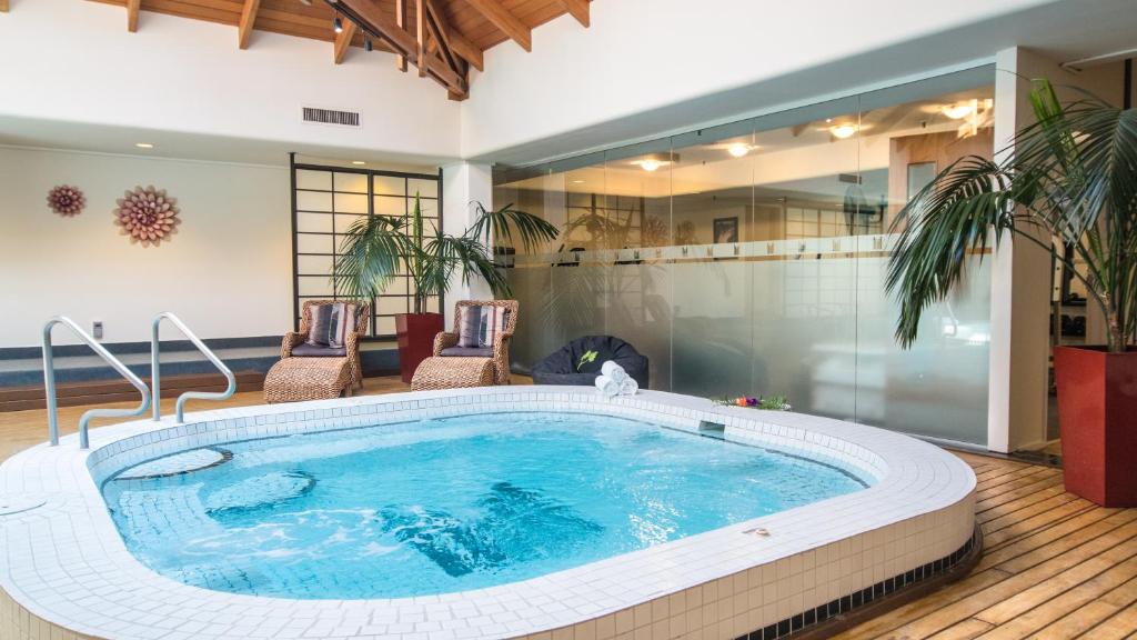 Bazén v ubytování Millennium Hotel Rotorua nebo v jeho okolí