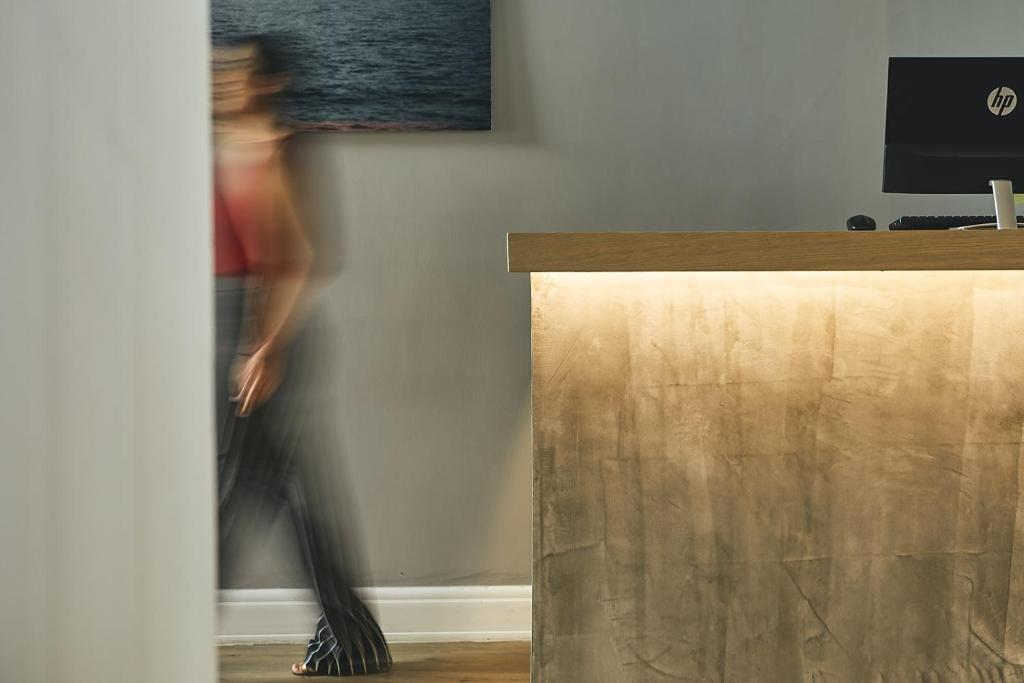 The Artist Athens - Resim 27