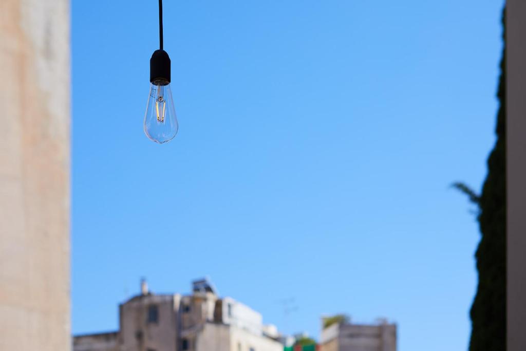 The Artist Athens - Resim 43