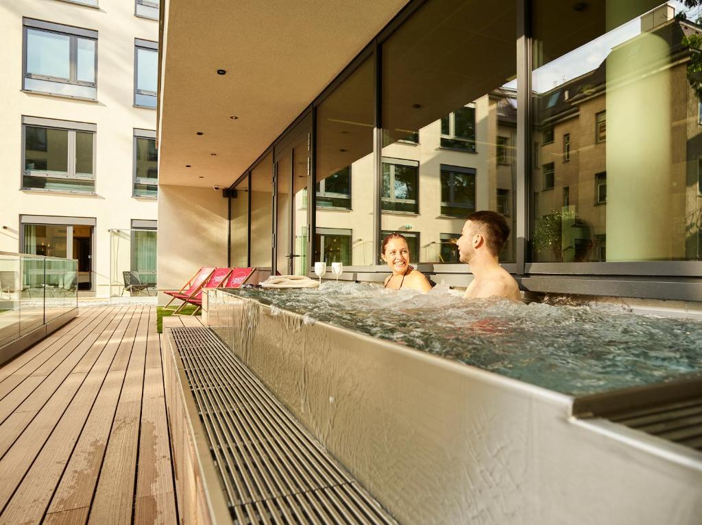 Schwabinger Wahrheit by Geisel - Resim 13