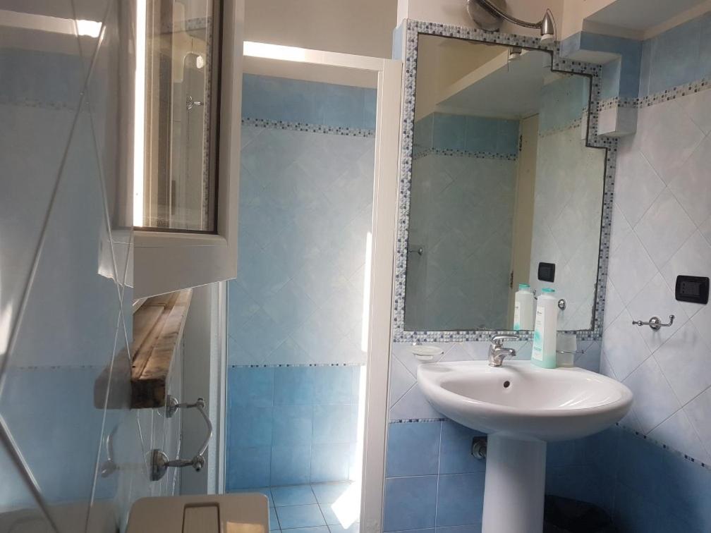 Łazienka w obiekcie B&B Elio's