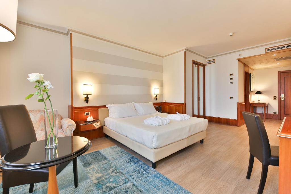 Hotel Leon d'Oro, Verona – Updated 2023 Prices