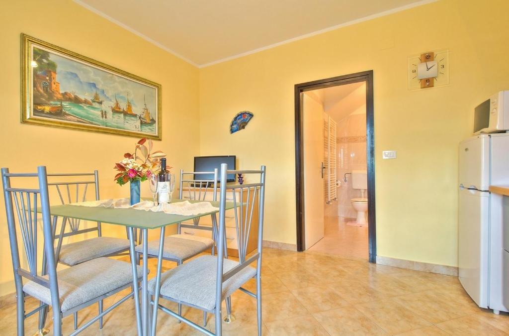 Kuchyň nebo kuchyňský kout v ubytování Lorena Apartments
