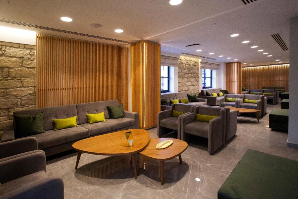 Posezení v ubytování Pefkos City Hotel
