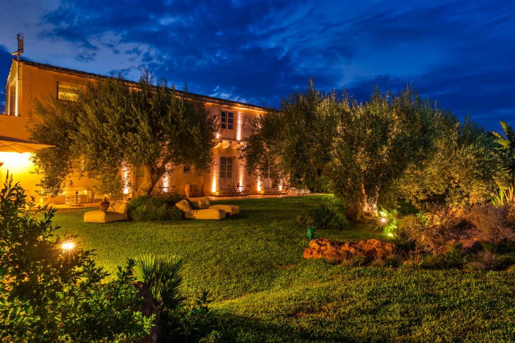 Ogród w obiekcie Zahir Country House Hotel