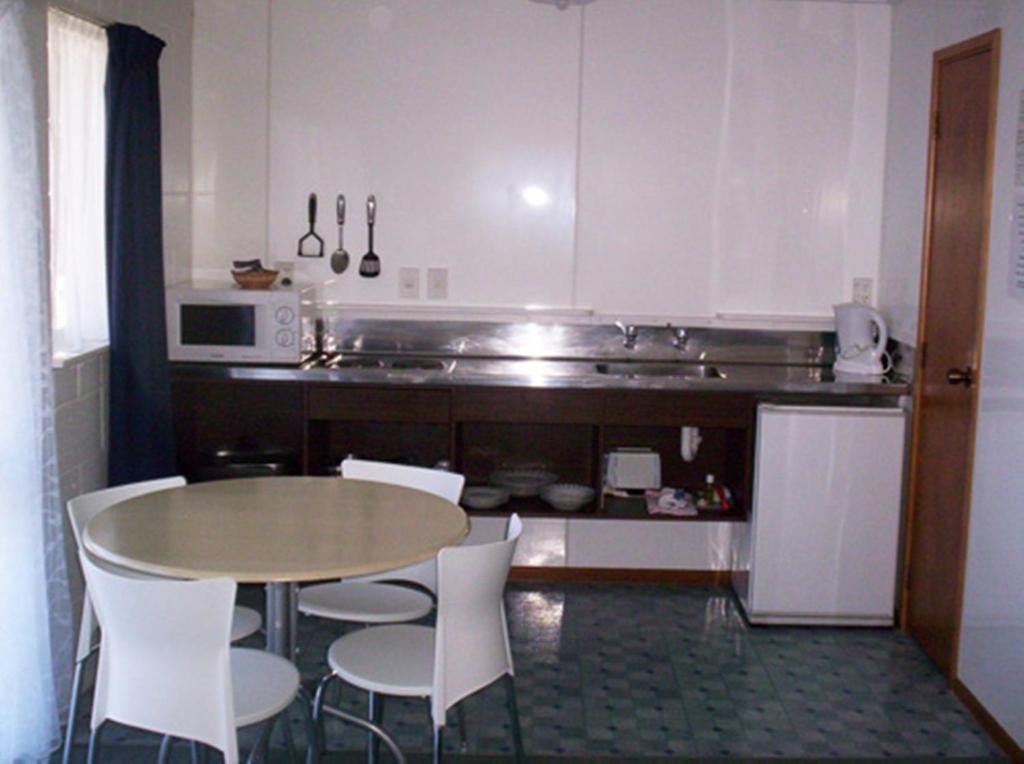 Broadway Motor Inn - Resim 4