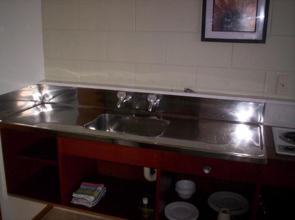 Broadway Motor Inn - Resim 3