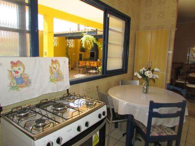  Casa c/ Piscina - Ampla e Arejada Balneário Gaivota - 300 mts da Praia