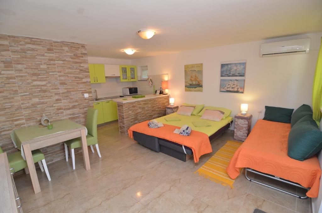 Posedenie v ubytovaní Apartments Zia