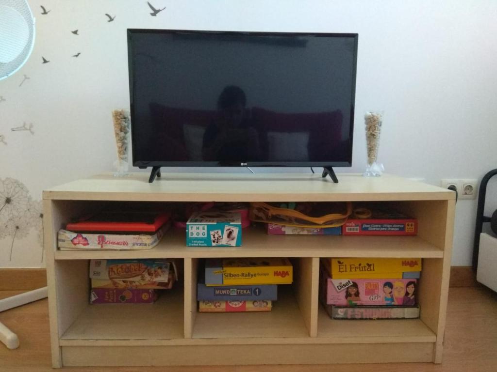 TV a/nebo společenská místnost v ubytování Apartamento Gabierrota