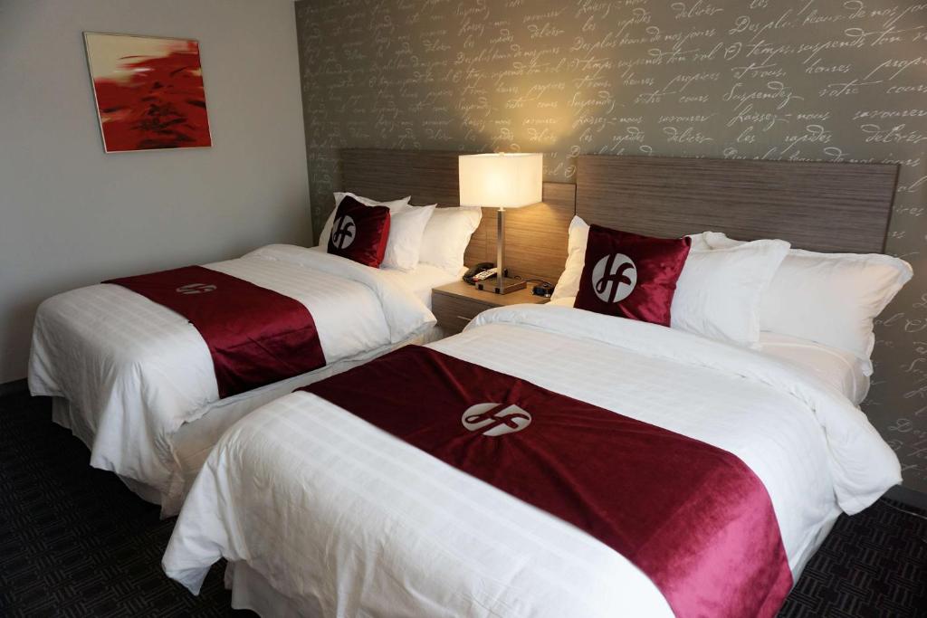 Hartford Hotel Best Western Signature Collection photo