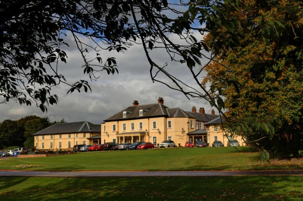 Hardwick Hall Hotel - Housity