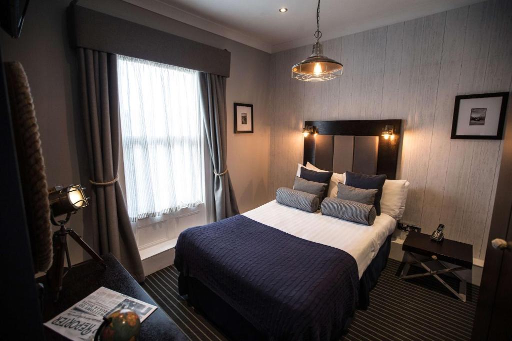 Roker Hotel BW Premier Collection - Small Double Room (3/4 Bed)